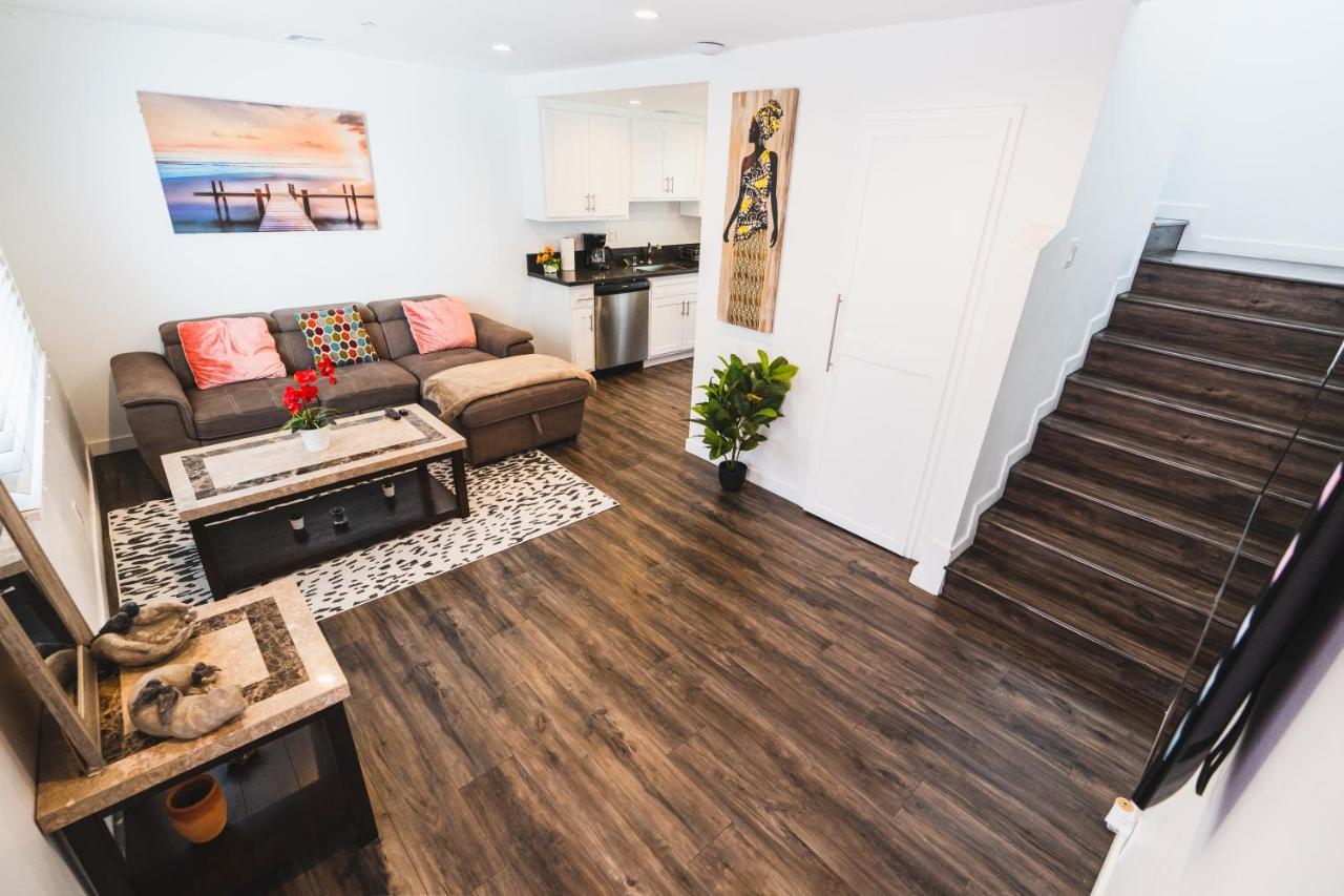 And Close To Downtown 1 Bedroom Sleeps 4 Apartment Los Angeles