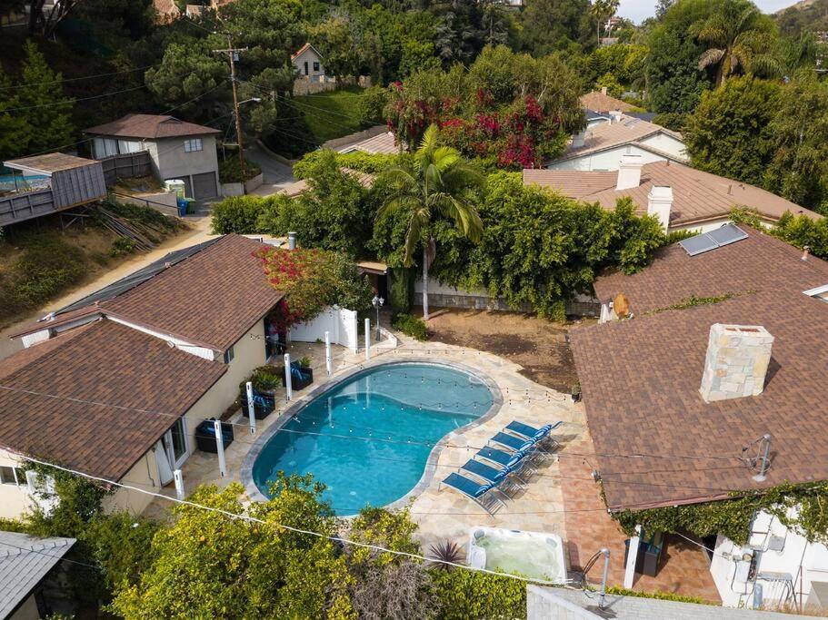 Beverly Hills With 2 And Swimming Pool Villa Los Angeles