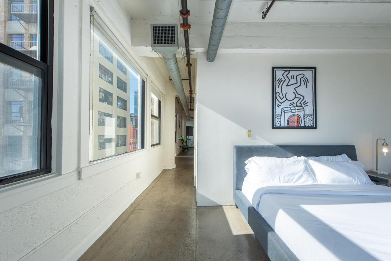Apartment Stunning Downtown La 2 Bedroom/ 2 Bathroom Loft With Private Balcony. Los Angeles