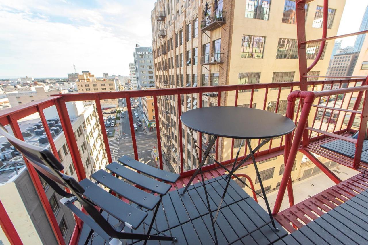 Apartment Stunning Downtown La 2 Bedroom/ 2 Bathroom Loft With Private Balcony. Los Angeles