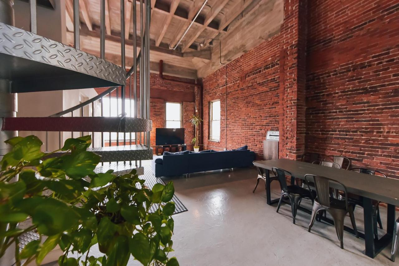 Apartment Downtown La 2 Story Artist Loft With Views Los Angeles