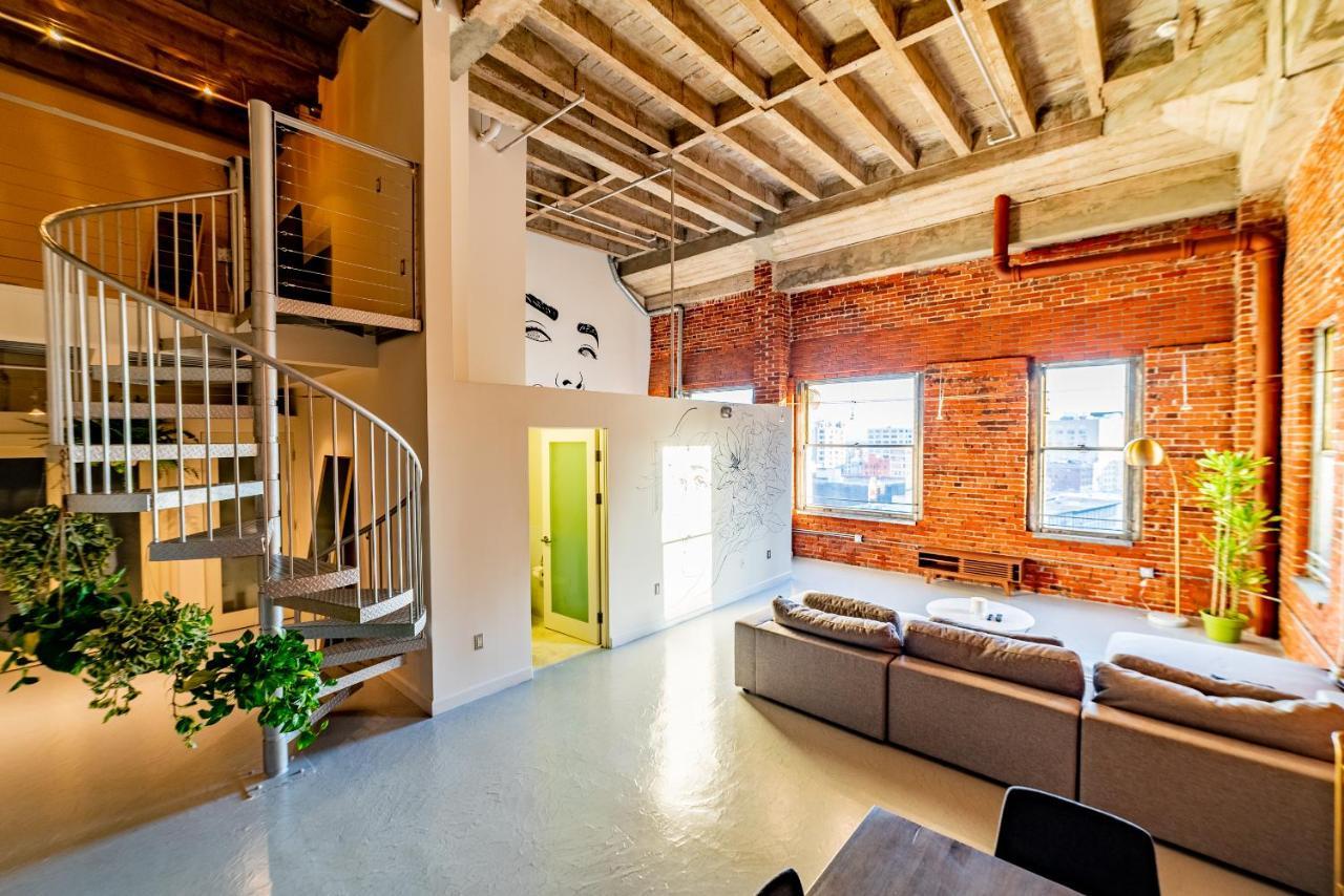 Downtown La 2 Story Artist Loft With Views * Los Angeles
