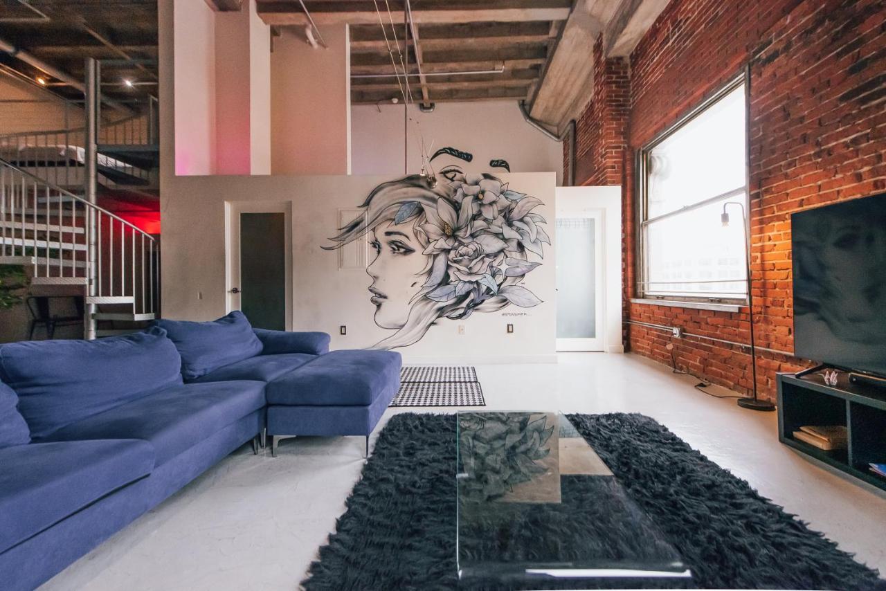 Downtown La 2 Story Artist Loft With Views Los Angeles