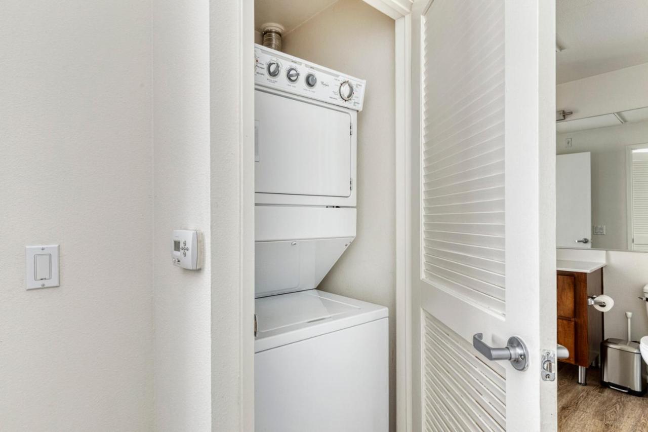 Apartment 1br W Gym Lounge Wd Nr Wf Tj Lax-573