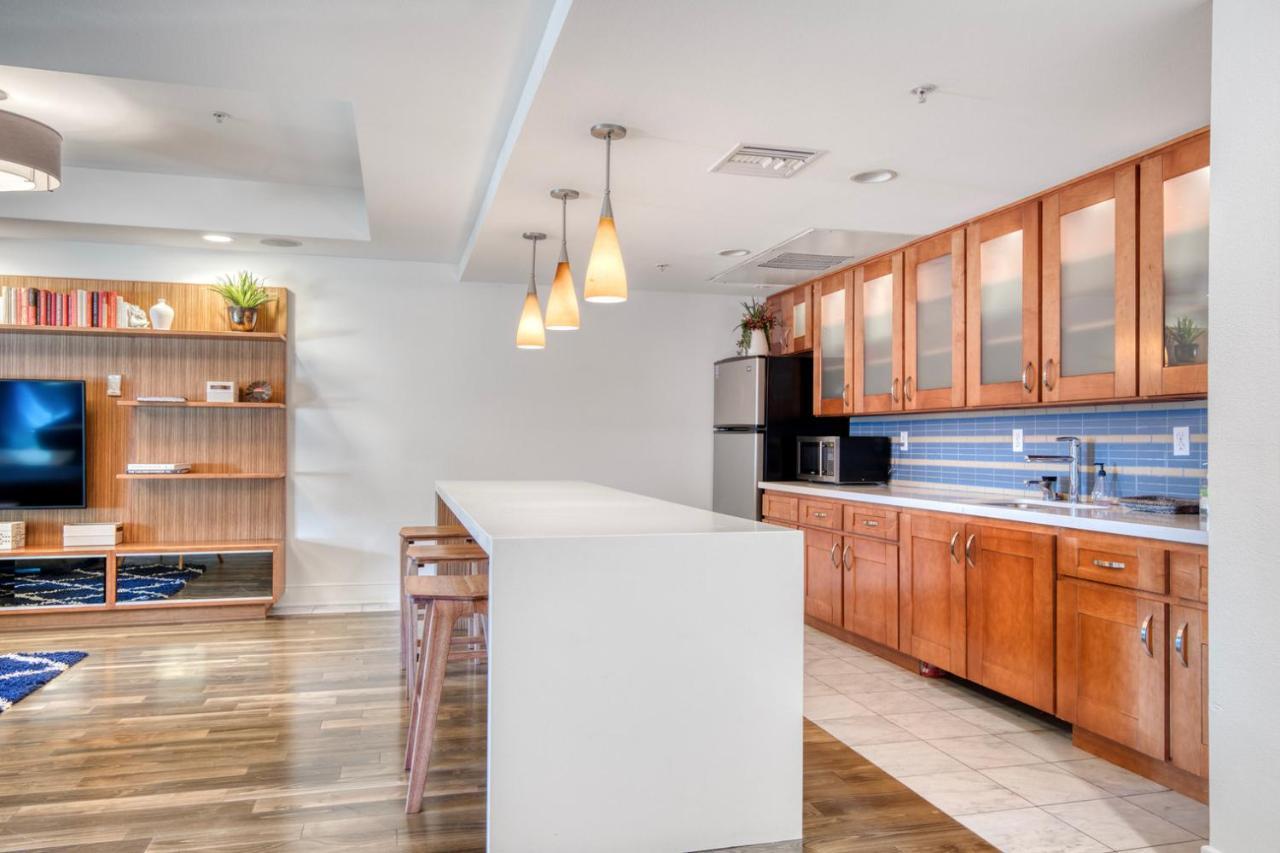 1br W Gym Lounge Wd Nr Wf Tj Lax-573