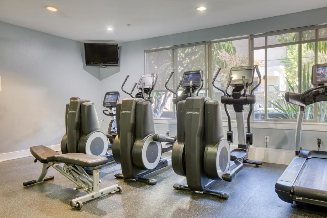 1br W Gym Lounge Wd Nr Wf Tj Lax-573