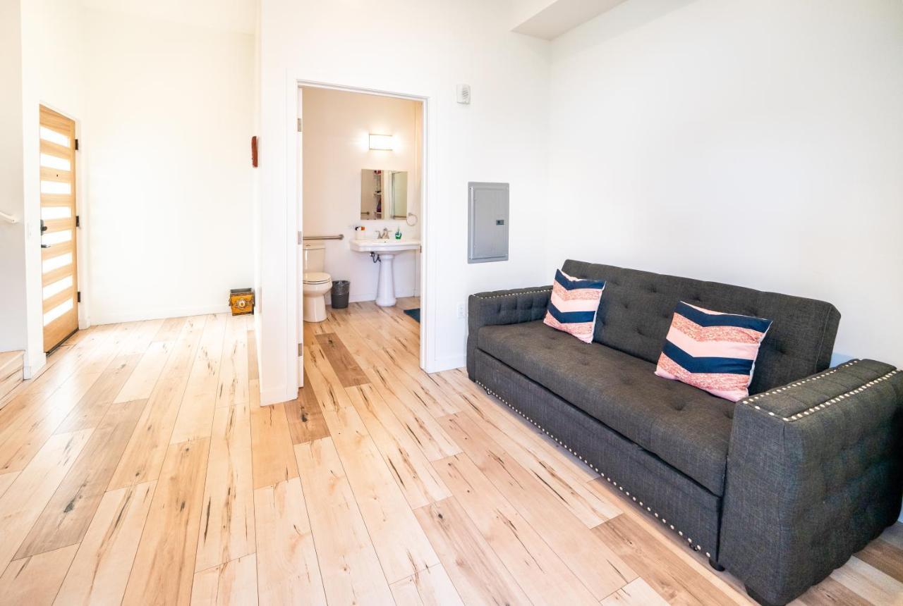 Brand New Koreatown Loft With 3 Levels 2 Parking Spots *