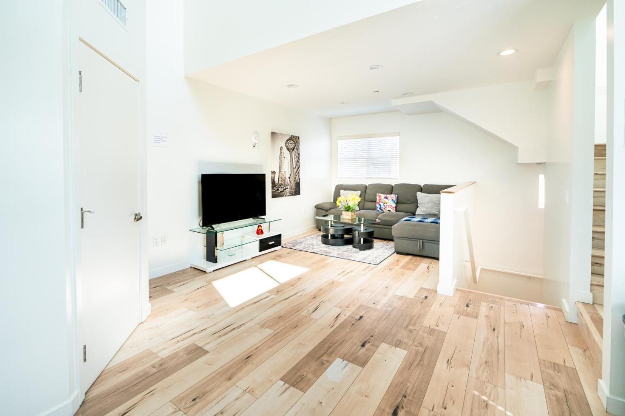 Brand New Koreatown Loft With 3 Levels 2 Parking Spots Apartment *
