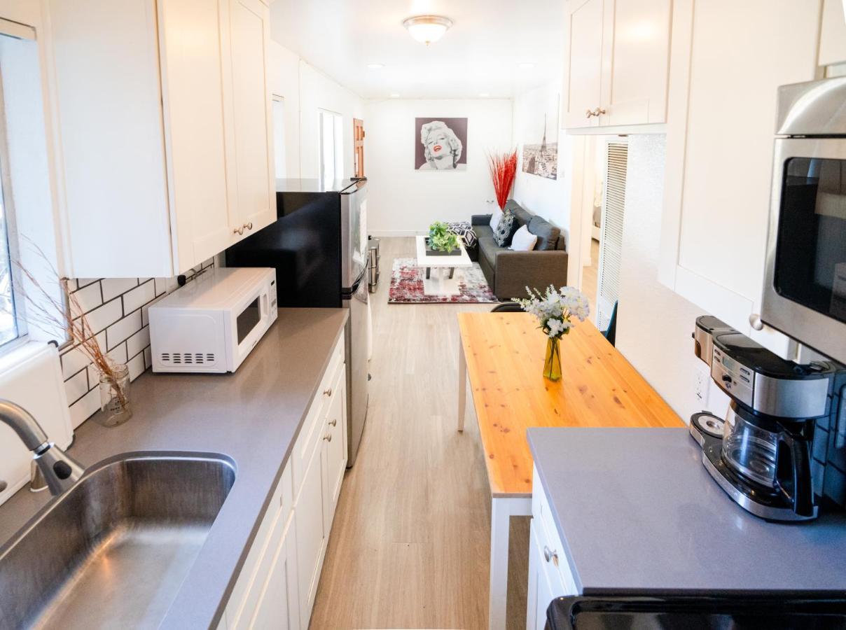 Hollywood/koreatown 2 Bedroom With Parking * Los Angeles