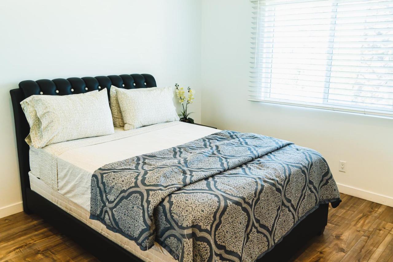 Modern Remodeled 1-bedroom Close To Hollywood Walk Of Fame With Parking *