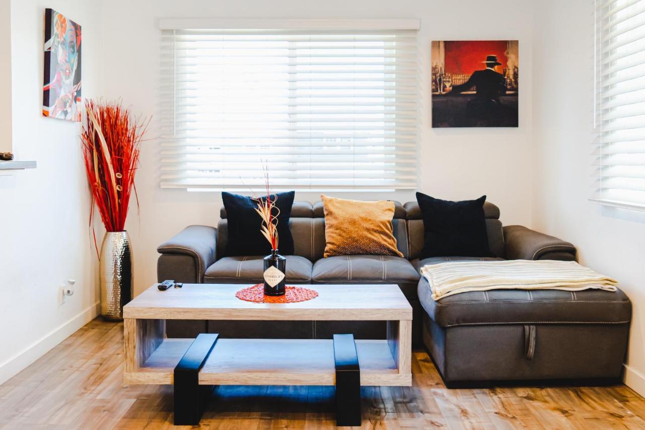 Modern Remodeled 1-bedroom Close To Hollywood Walk Of Fame With Parking Apartment *