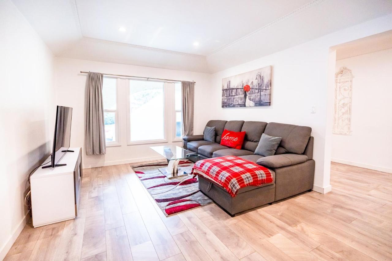 Apartment Large Spacious 3 Bedroom 3 Bathroom By Beverly Hills Los Angeles