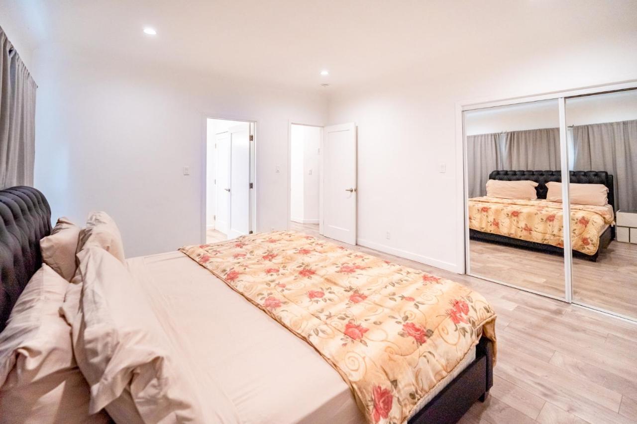 Large Spacious 3 Bedroom 3 Bathroom By Beverly Hills Apartment *