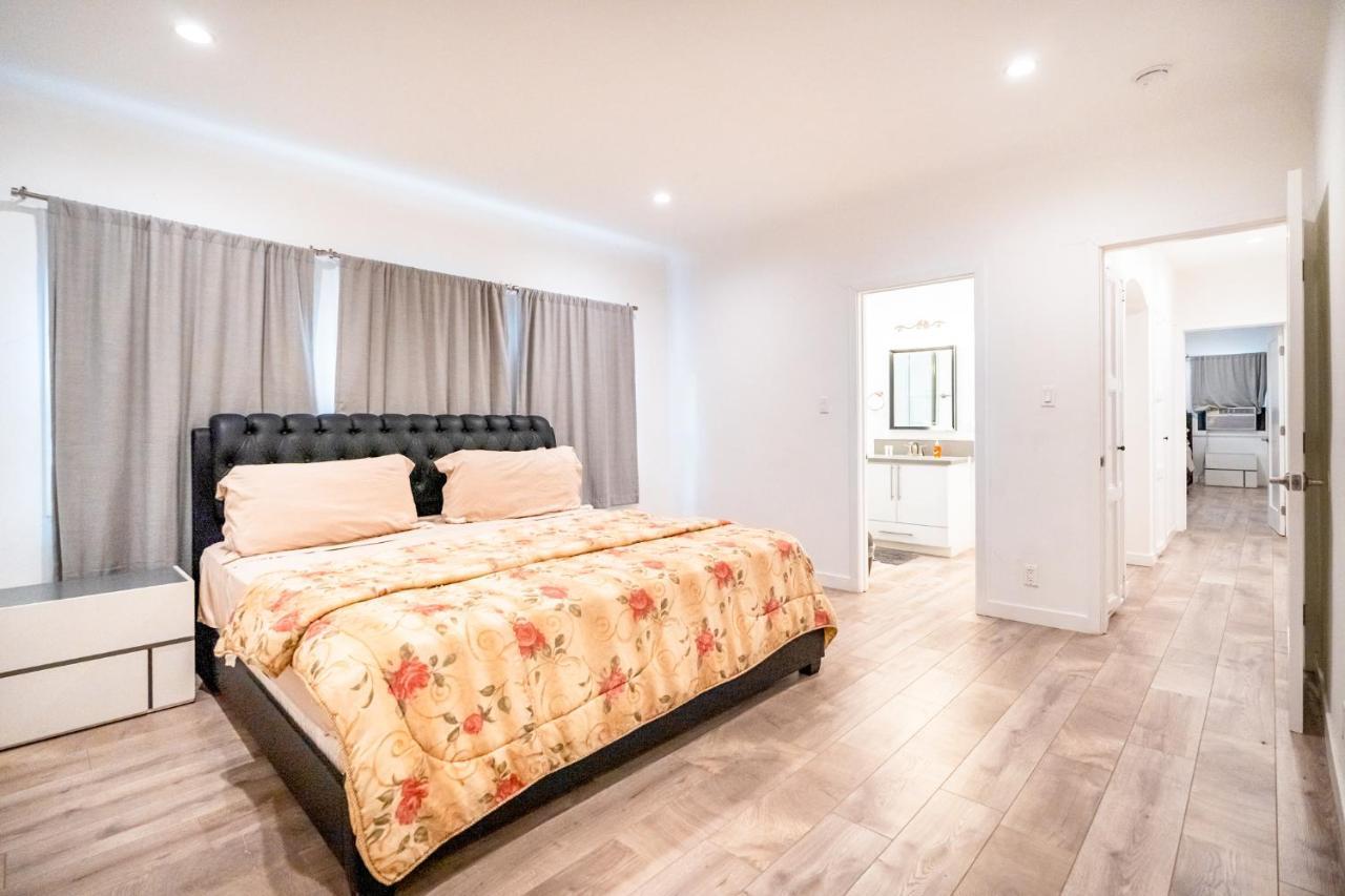 Large Spacious 3 Bedroom 3 Bathroom By Beverly Hills Apartment