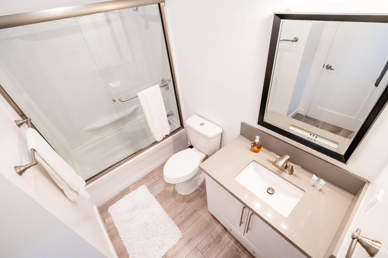 Large Spacious 3 Bedroom 3 Bathroom By Beverly Hills *