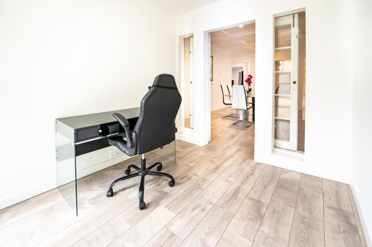 Large Spacious 3 Bedroom 3 Bathroom By Beverly Hills Apartment *