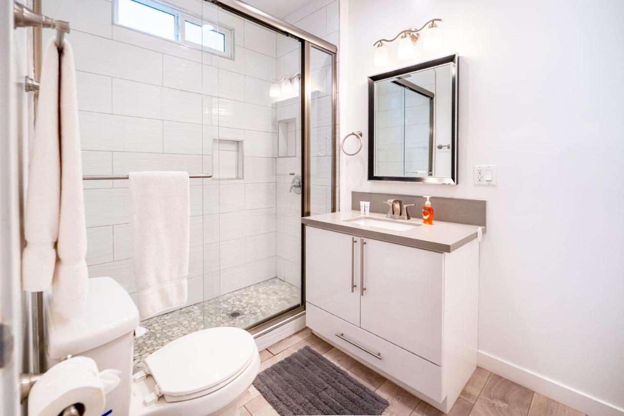 Apartment Large Spacious 3 Bedroom 3 Bathroom By Beverly Hills