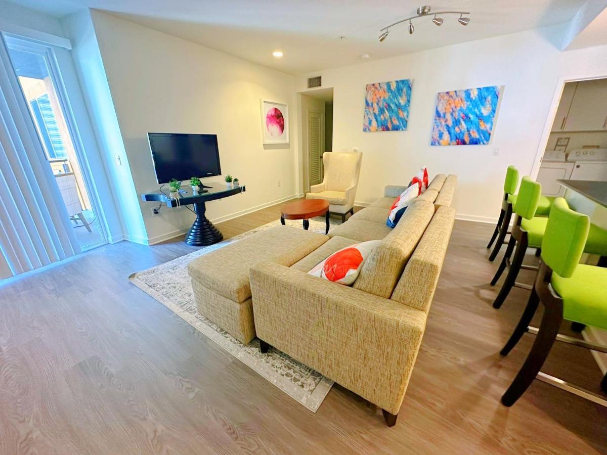 Aparthotel Stayspro - Cityscape Luxury Homes In The Heart Of Angeles