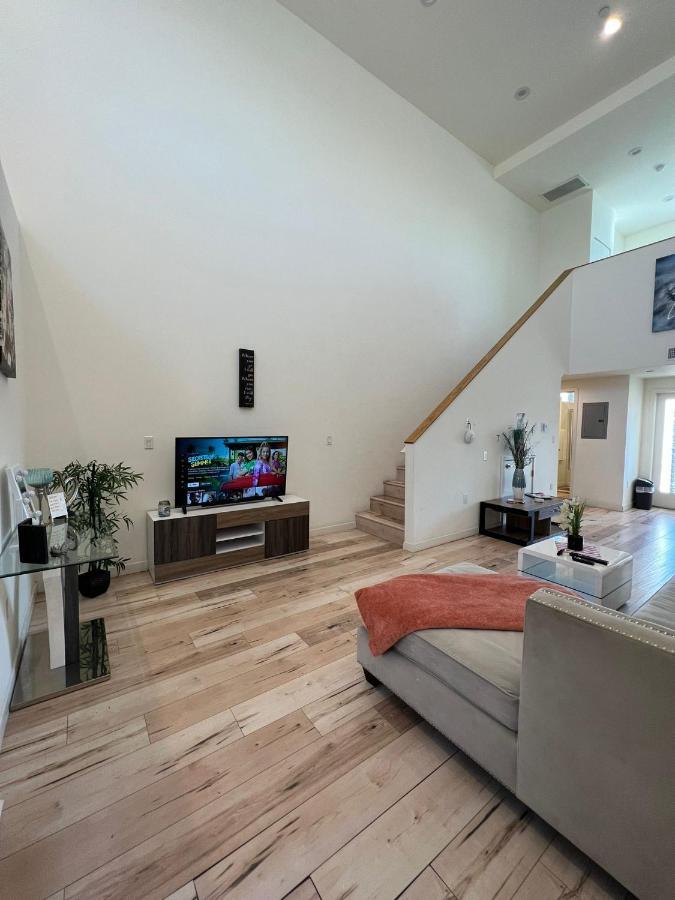 Apartment Modern One-bed Loft In Hollywood Sign View & Free Parking