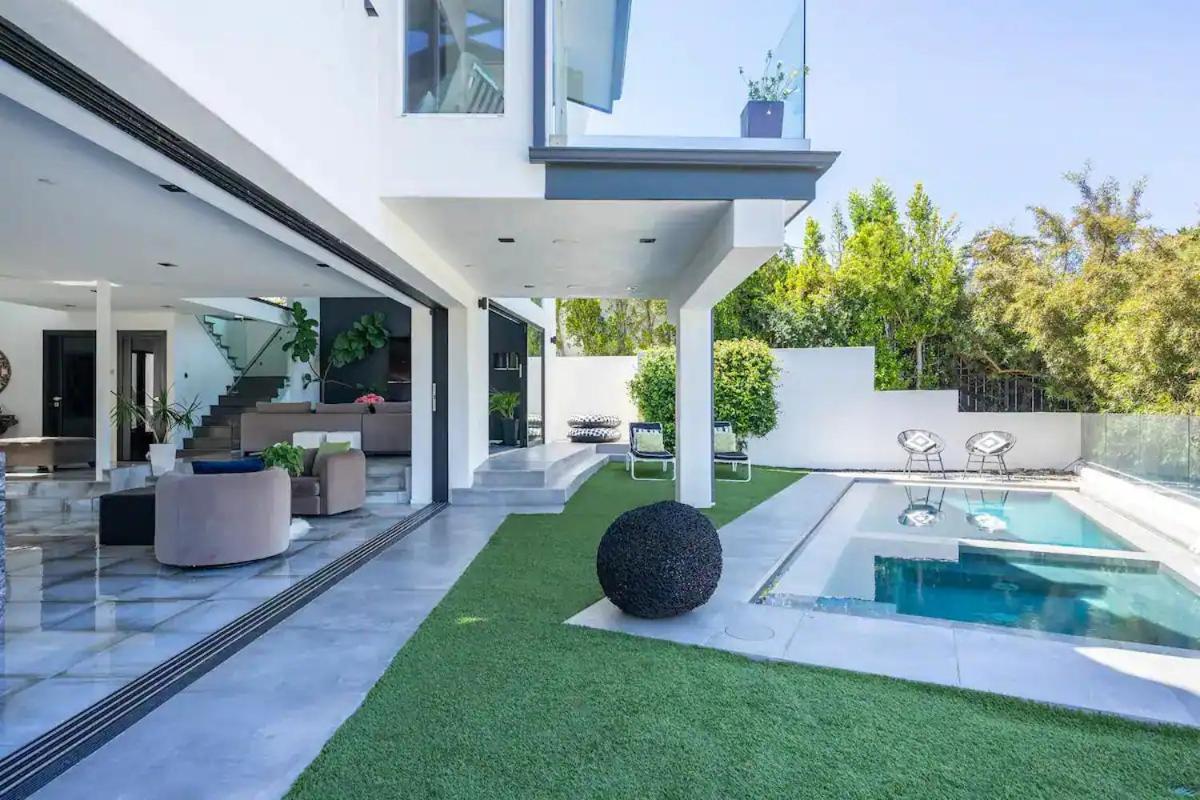 Troy Hill Villa Los Angeles
