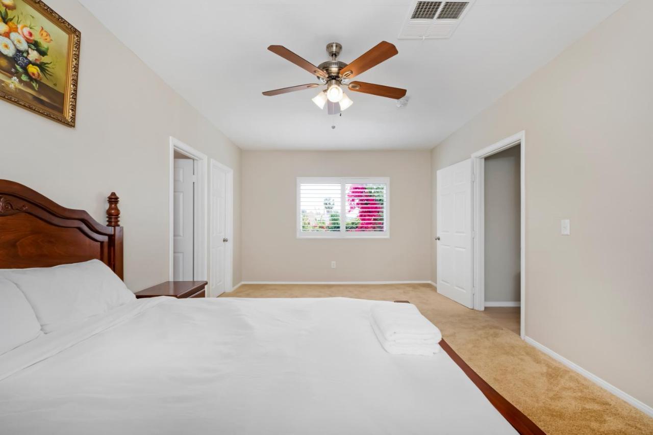 Angeles Retreat Close To Hotspots Holiday home Los Angeles