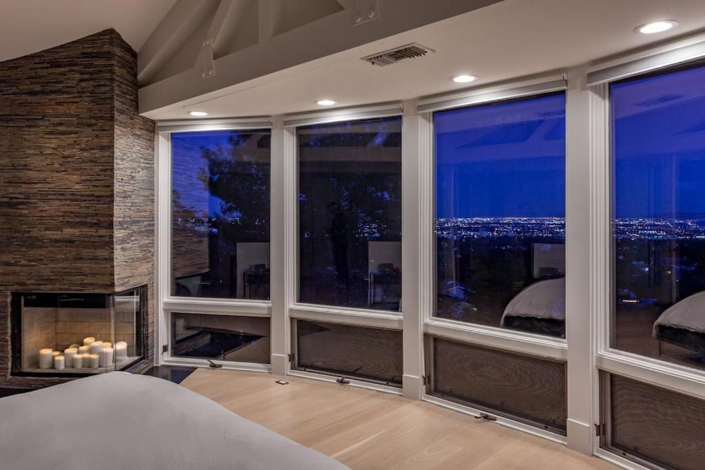 Woodland * Los Angeles