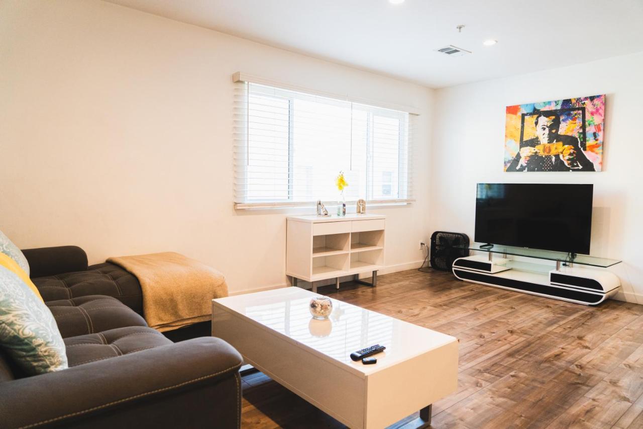 Apartment Cozy Koreatown 1 Bedroom Modern Furnished Free Parking *