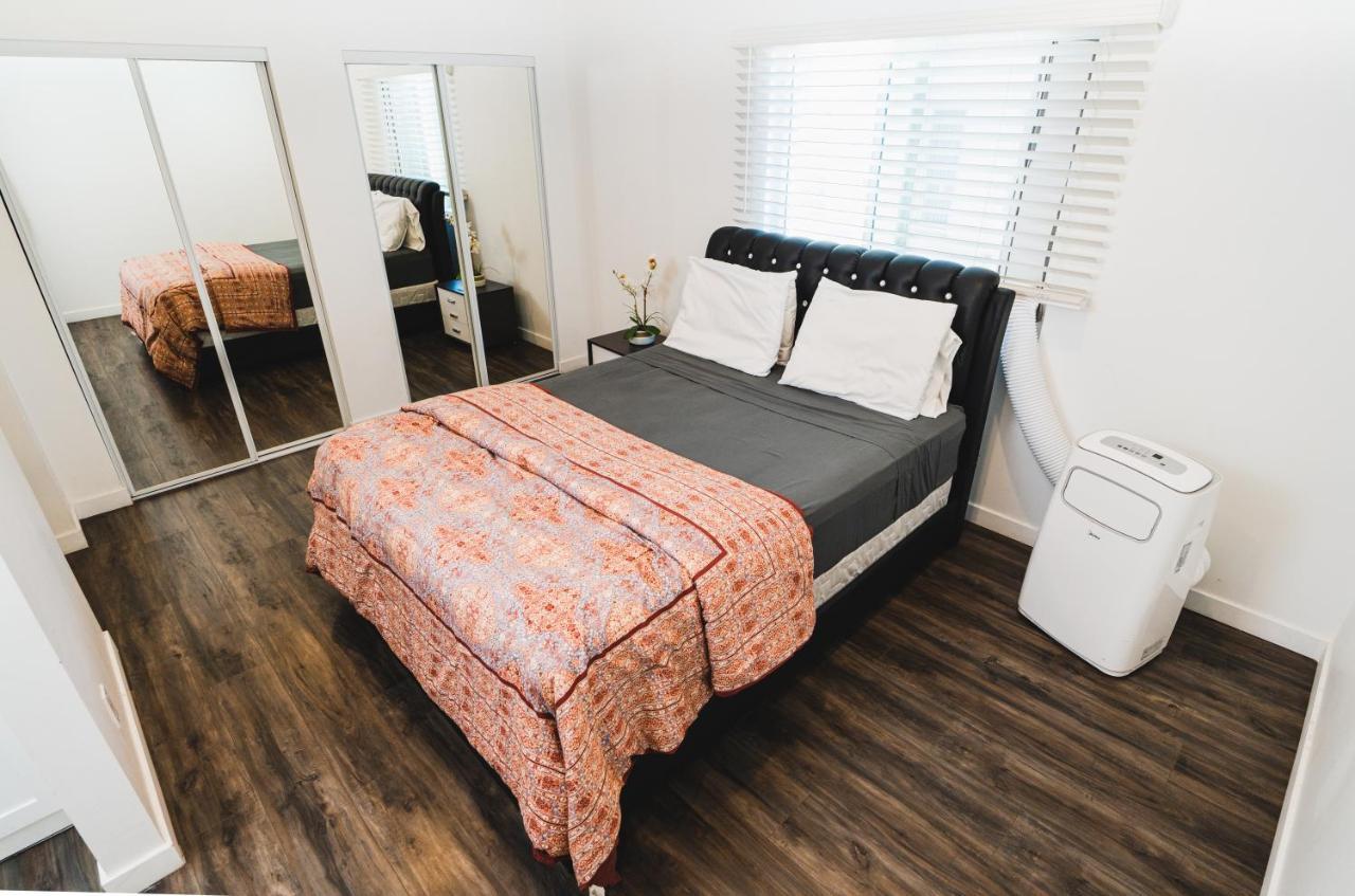 And Close To Downtown 1 Bedroom Sleeps 4 * Los Angeles