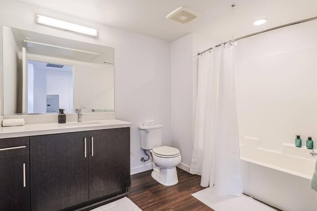 Luxury 3bdr & 2bth For 6 Pax Los Angeles