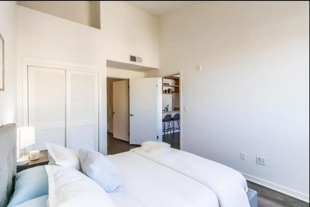Luxury 2bedroom 2bath Santa Monica *