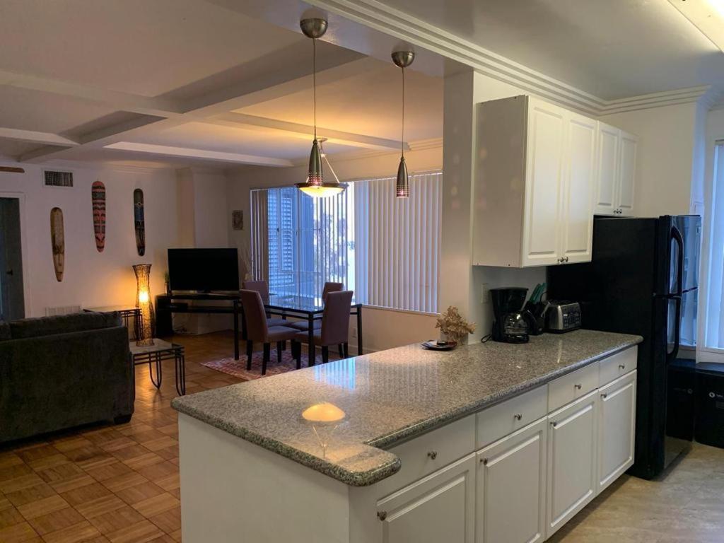 Apartment La Brea Los Angeles