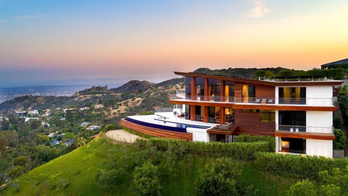 Casa de férias Modern With Unmatched Skyline Views Los Angeles