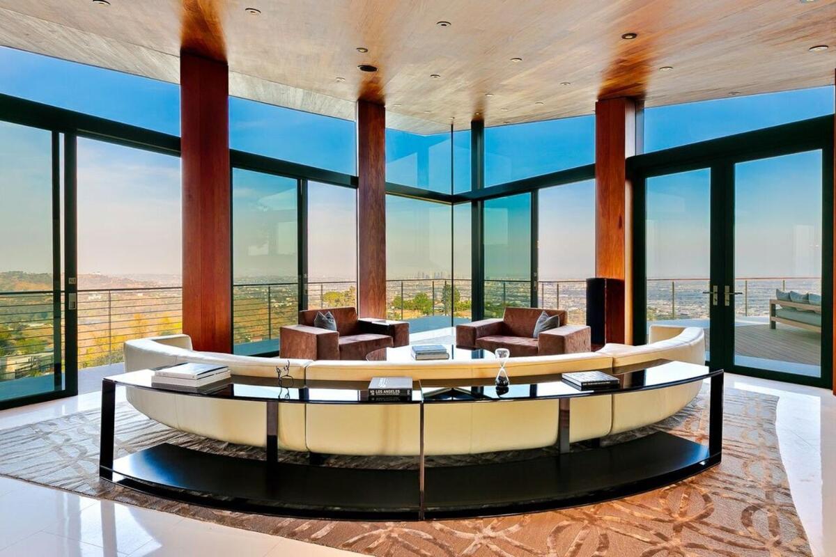 Modern With Unmatched Skyline Views Casa de férias *
