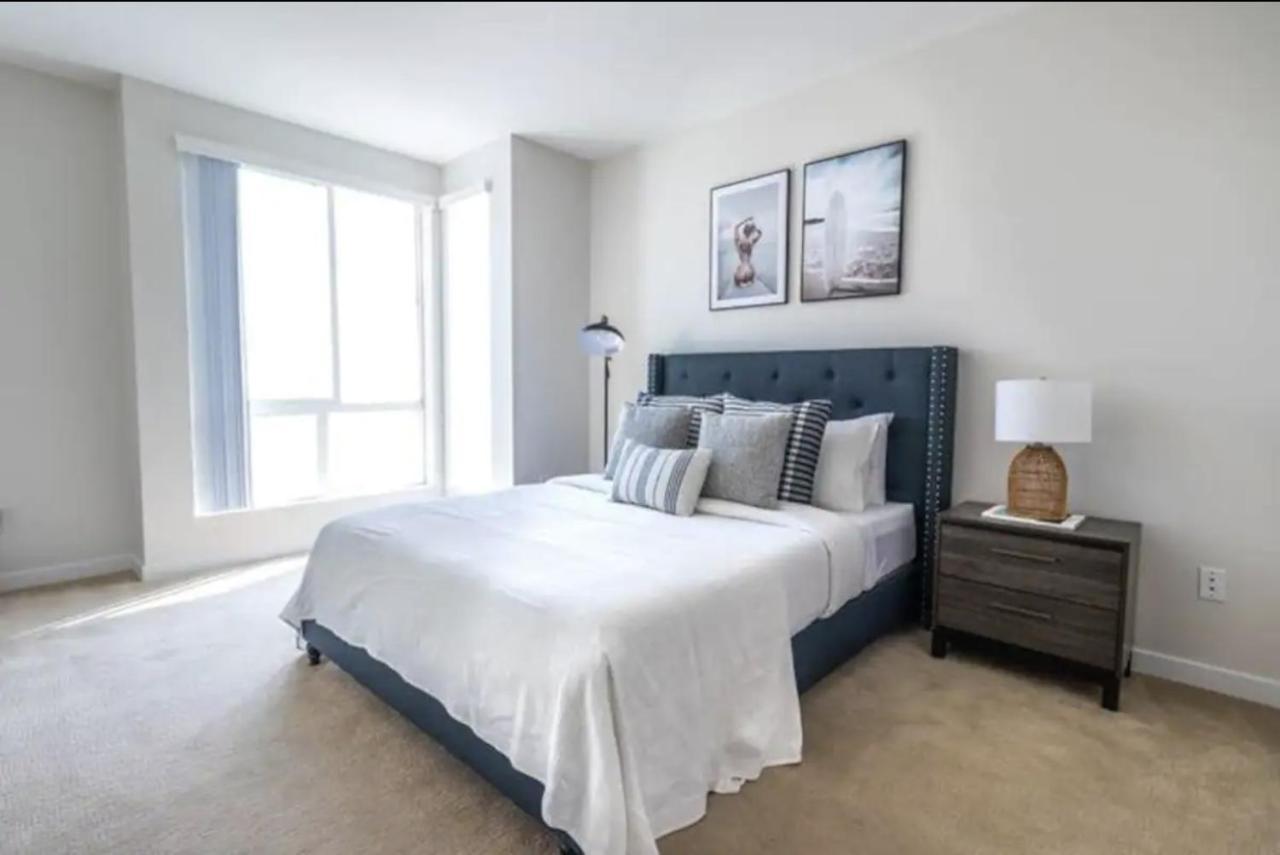 Bright 3bd In Sm, 5 Min To Beach - Pool & Gym *