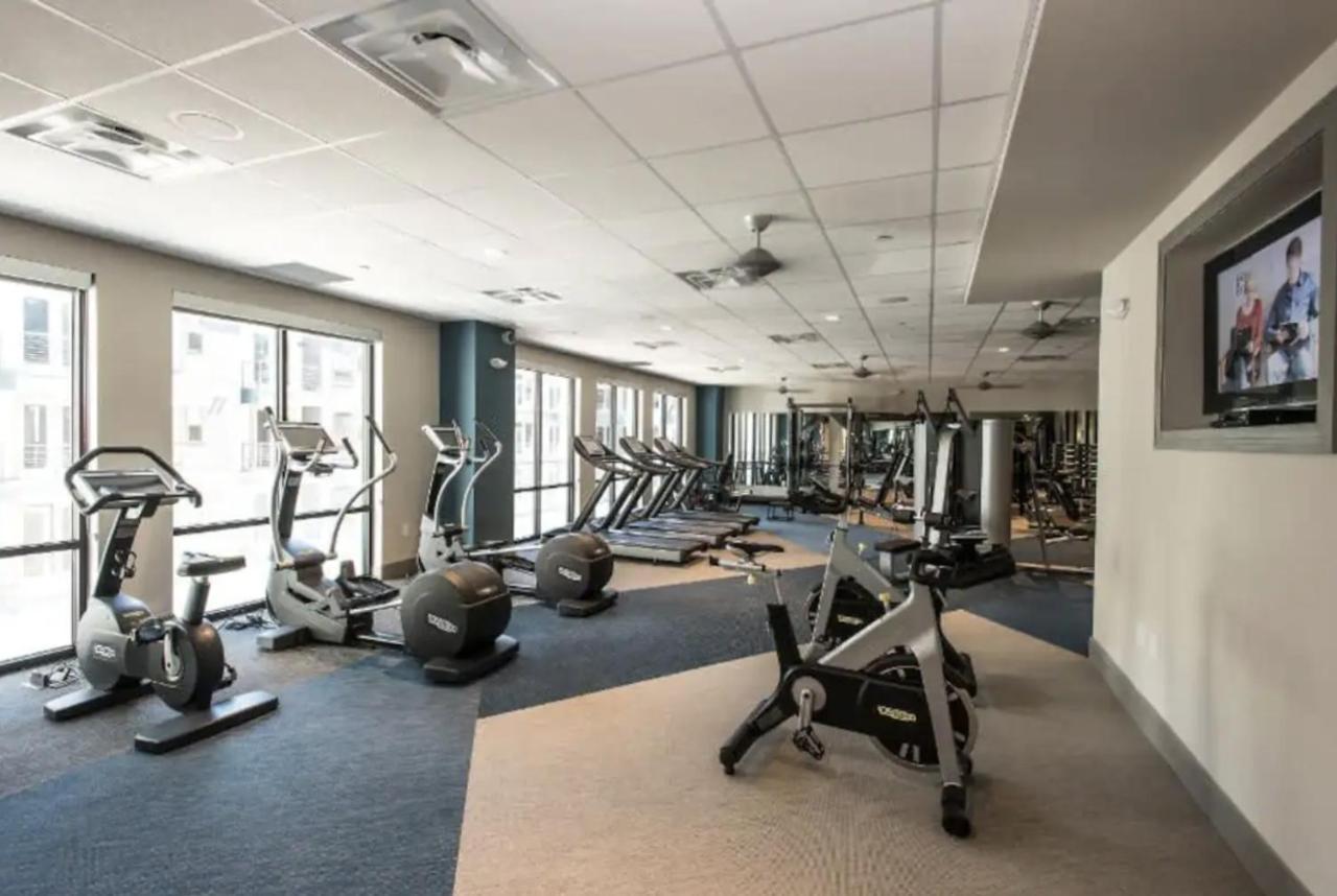 Bright 3bd In Sm, 5 Min To Beach - Pool & Gym * Los Angeles