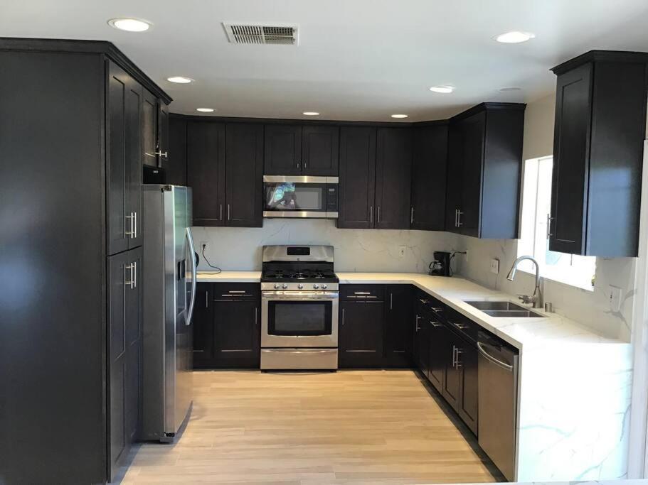 Villa Encino Hills Luxury With Gorgeous View Los Angeles