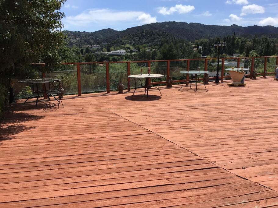 Encino Hills Luxury With Gorgeous View