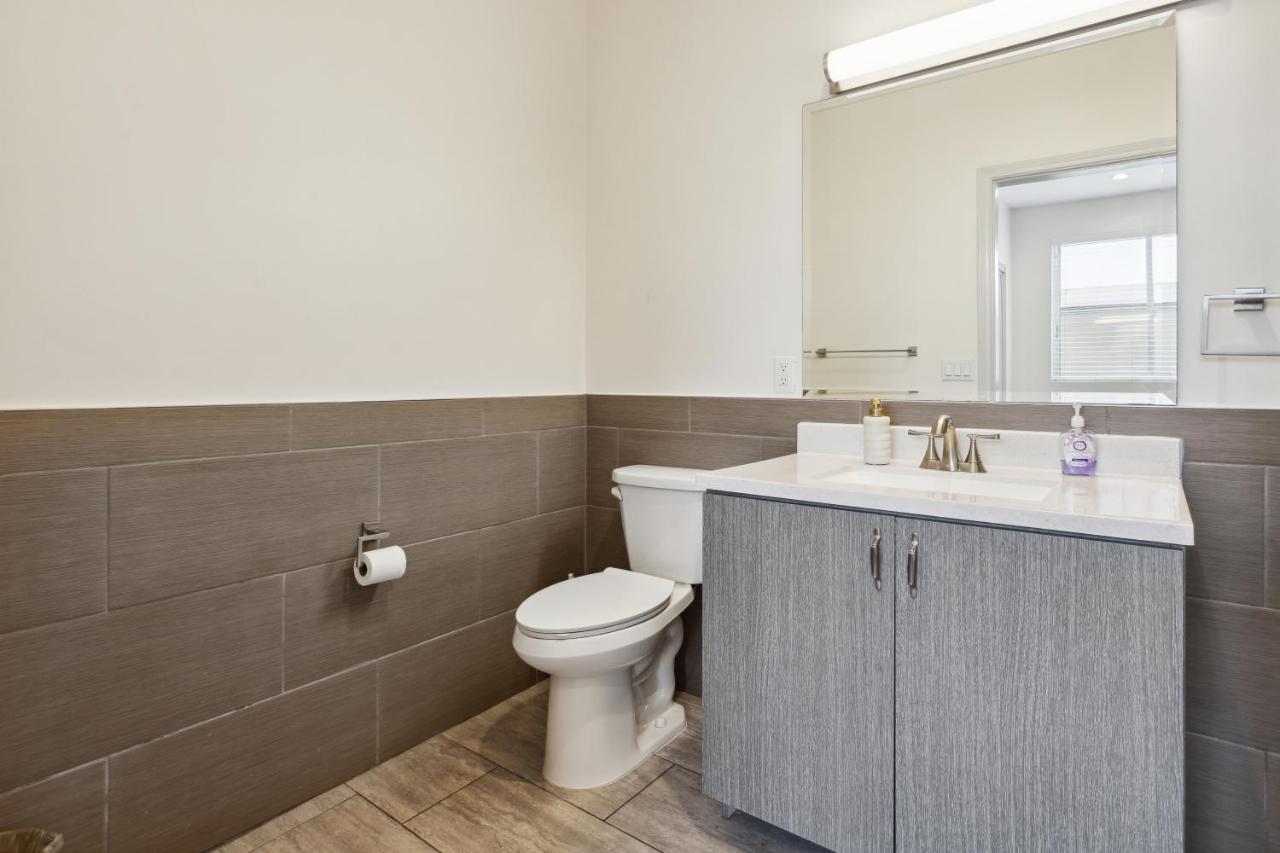 Apartment Blue Palm Hollywood *