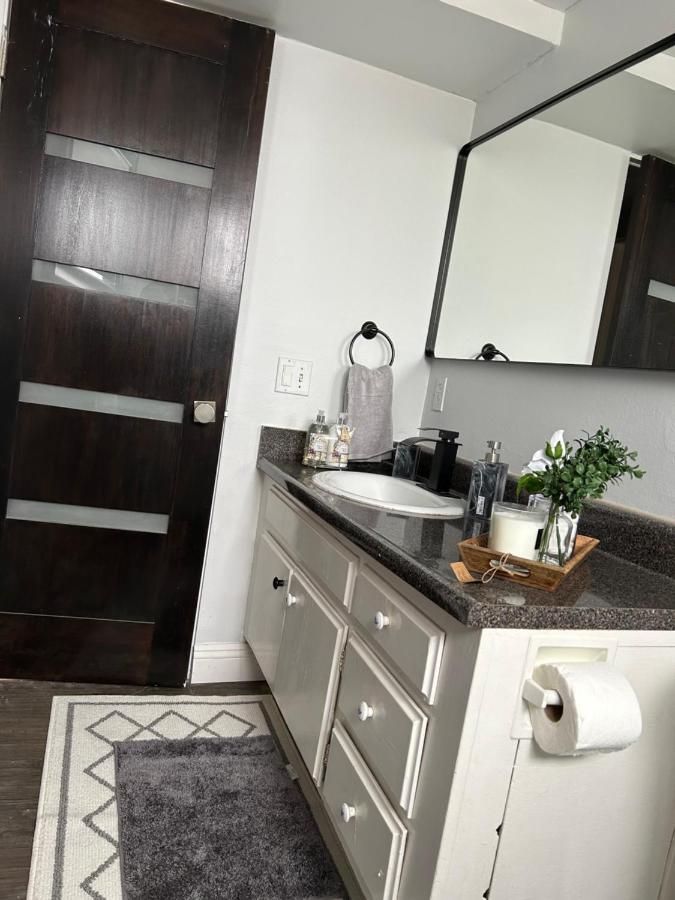 Cozy And Elegant 2bd, 2ba Rent A With Its Own Bathroom Or Whole Apart- Very Close To Sofi Stadium *
