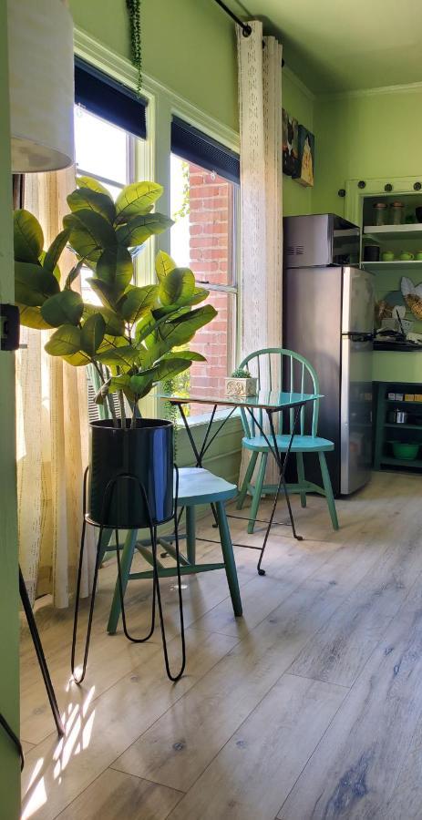 Heart Of East Hollywood Apartment *