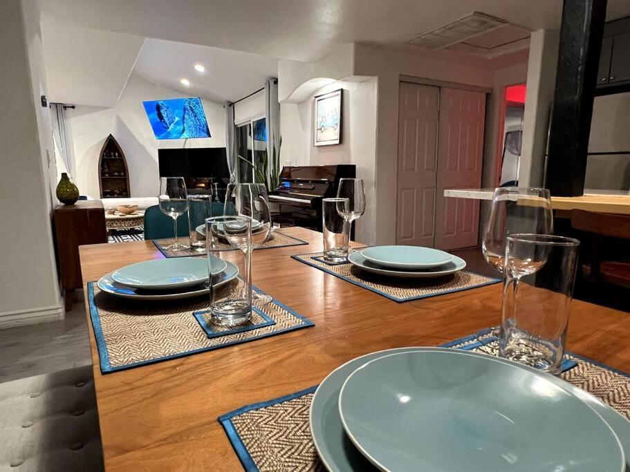 Villa Stylish Mediterranean Villa, Pool, Jacuzzi, Hollywood & Malibu Bliss Los Angeles