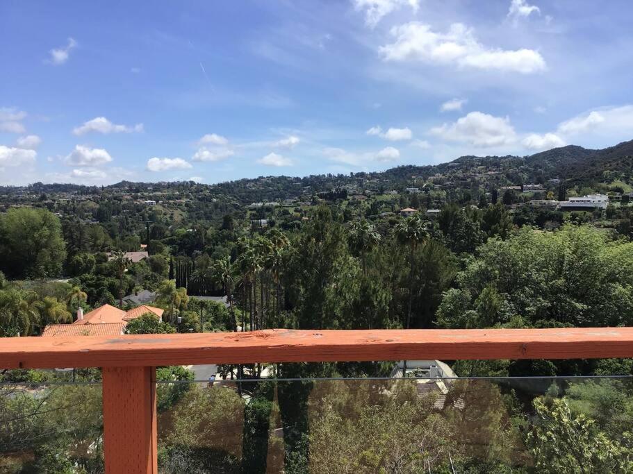 Encino Hills Luxury With Gorgeous View
