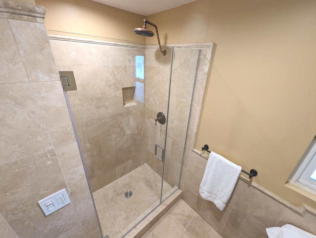 4 Bedroom Encino W/ Amazing Yard, Near Everything Los Angeles
