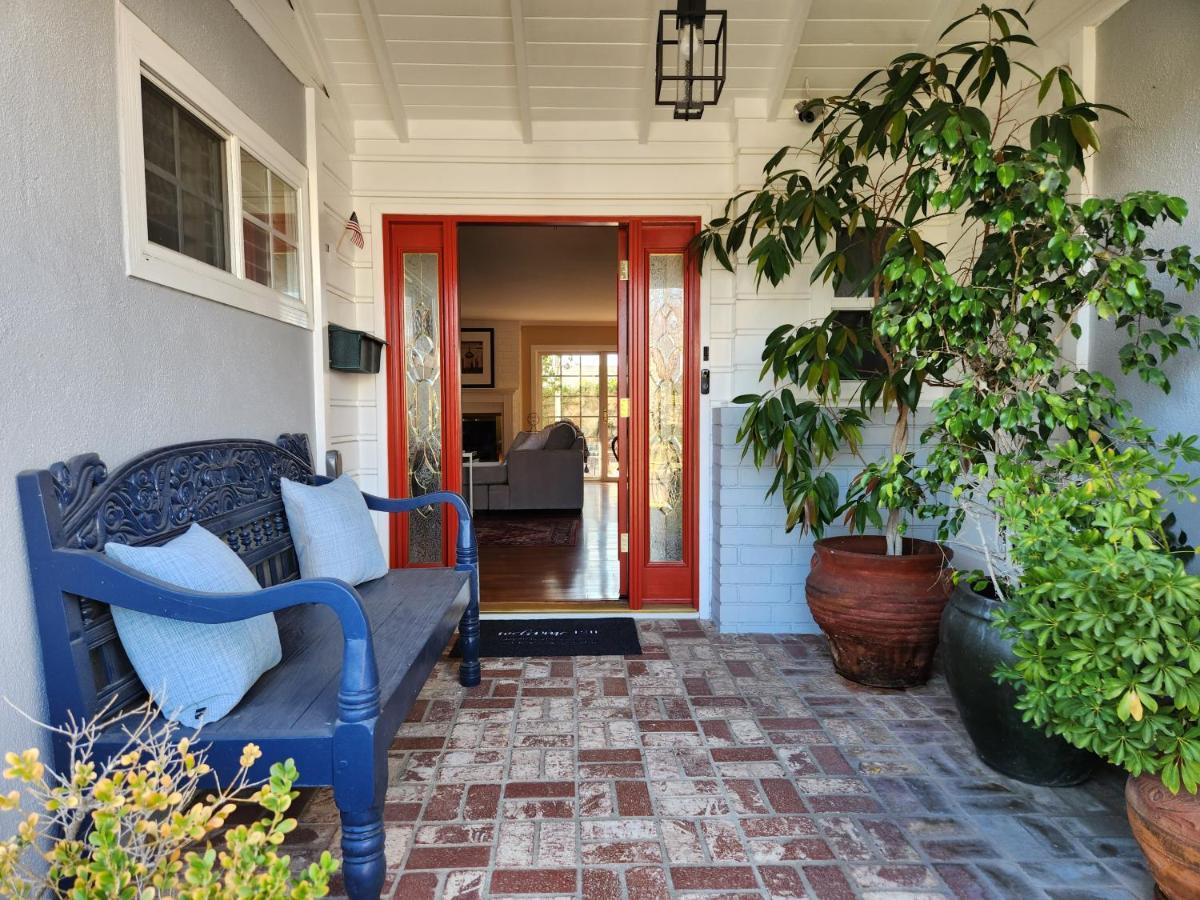 4 Bedroom Encino W/ Amazing Yard, Near Everything Los Angeles