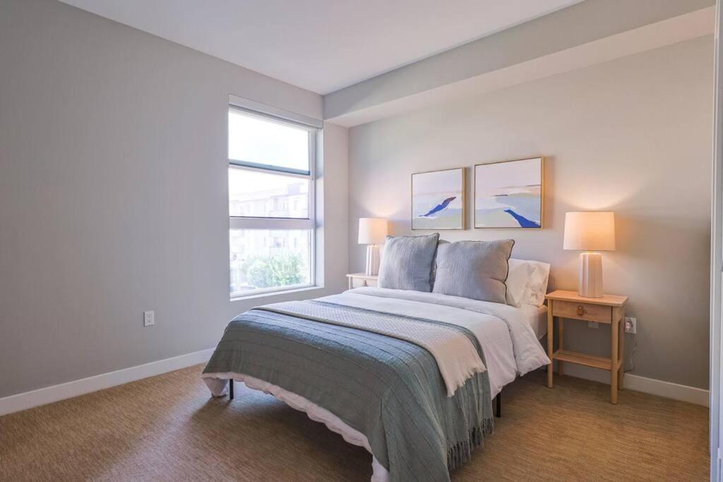 Trendy And Modern 2bdr 2bth For 4 Pax In Hollywood *