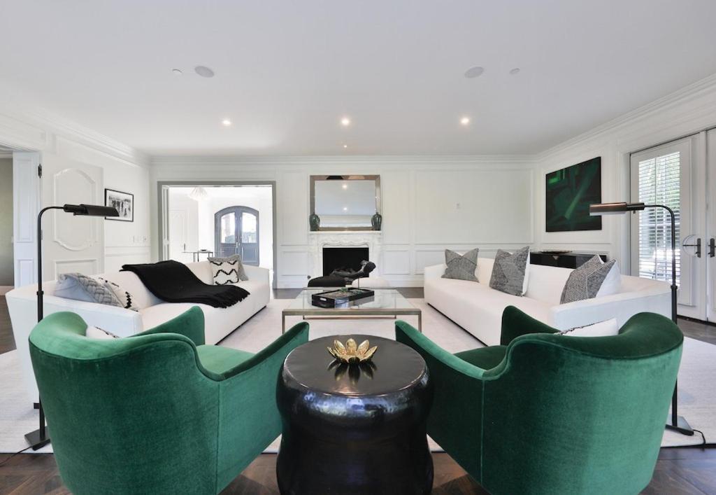 Sophisticated Estate In Beverly Hills Los Angeles