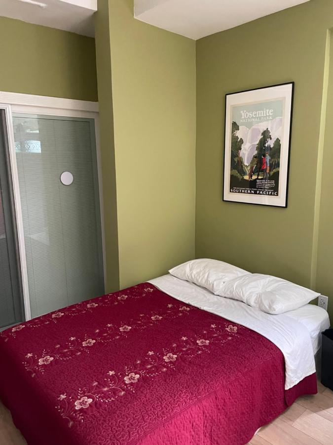 Private W/ Private Full Bathroom & Wifi & Ac & Shared Kitchen In Angeles Los Angeles