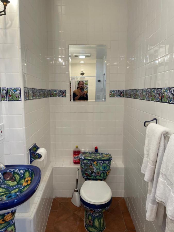 Private W/ Private Full Bathroom & Wifi & Ac & Shared Kitchen In Angeles