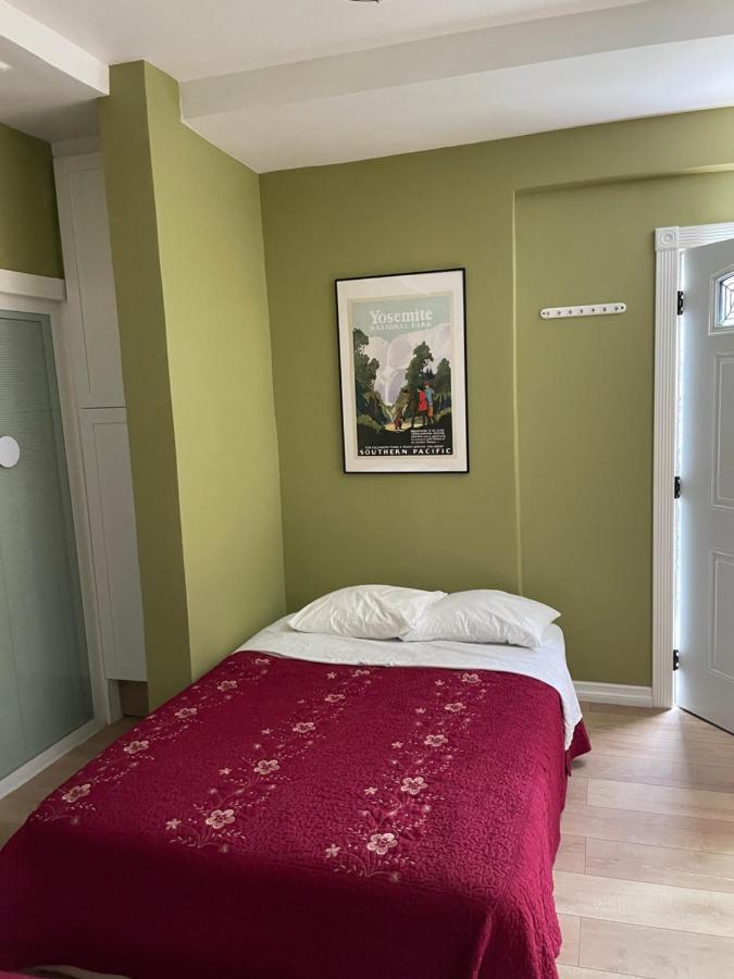 Private W/ Private Full Bathroom & Wifi & Ac & Shared Kitchen In Angeles Los Angeles