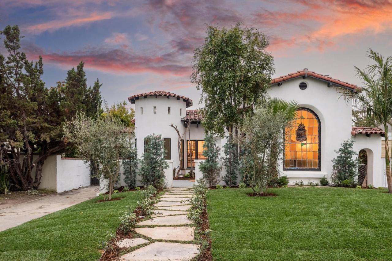 Luxury In West Hollywood, Sleeps 12 Holiday home *